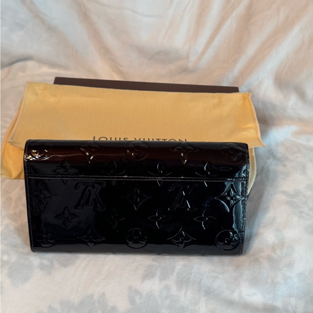 LV Patent Leather Vernis Amarante Sarah Long Wallet with Box and Dust Bag - Picture 5 of 13